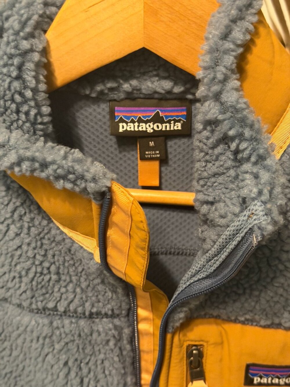 Patagonia Women's Classic Retro-X Fleece Vest Blue/Ochre Size M EUC - Picture 3 of 7
